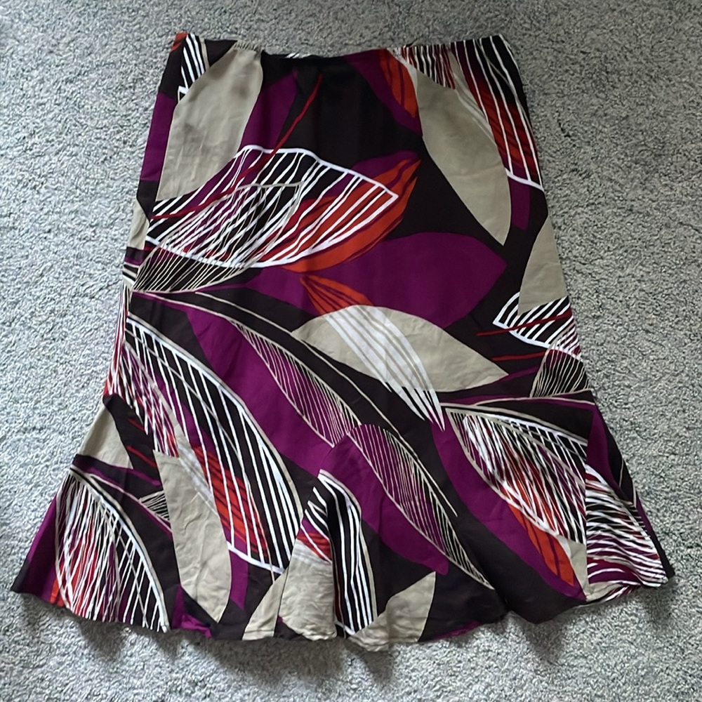 Deleting 4/30 Linen Blend Flowy Midi Length Trumpet Skirt